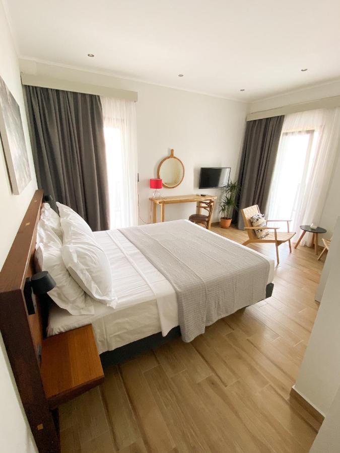 Eleni'S Sea View Adults Only Apartment Pefkochori Luaran gambar