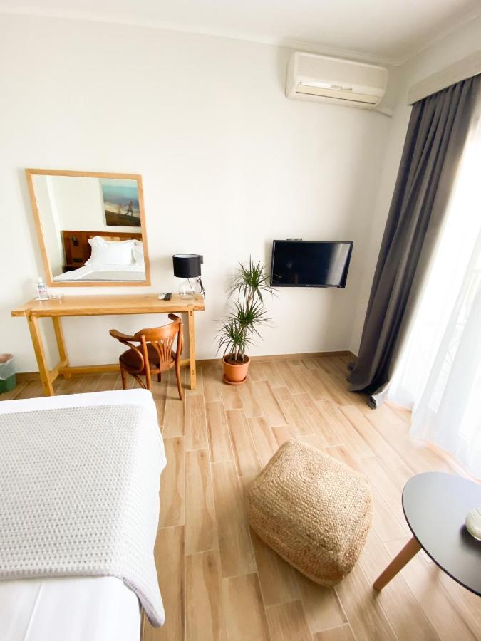 Eleni'S Sea View Adults Only Apartment Pefkochori Luaran gambar