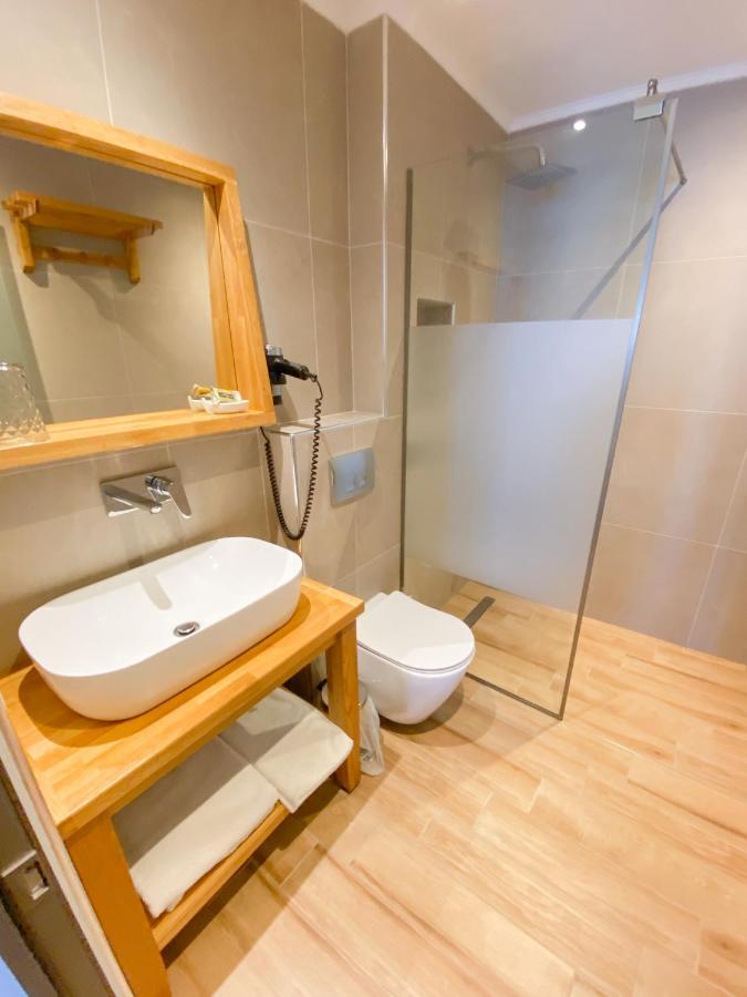 Eleni'S Sea View Adults Only Apartment Pefkochori Luaran gambar