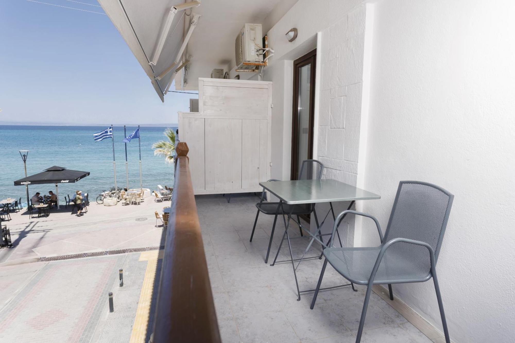 Eleni'S Sea View Adults Only Apartment Pefkochori Luaran gambar